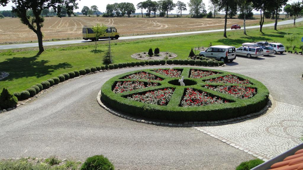 Dworek Golikowo Sławno Exterior foto